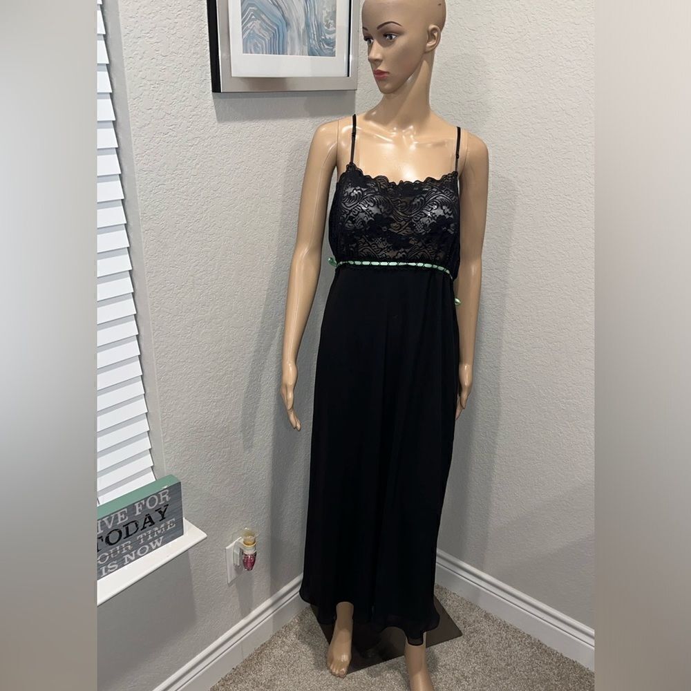 Cacique black long lingerie